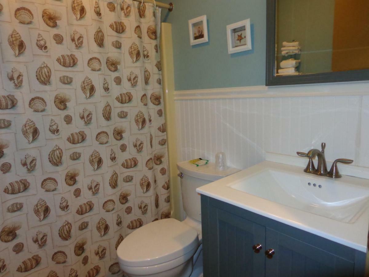 Jonathan'S On The Oceanfront Hampton Bagian luar foto